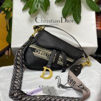 CHRISTIAN DIOR дамски хит модел чанти , снимка 11 - Чанти - 42949622