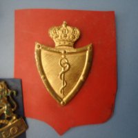 Лот от 4 стари военни знака месинг бронз, снимка 4 - Колекции - 33546774
