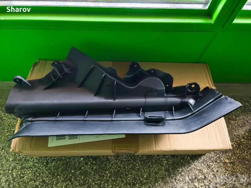 Кора под чистачки лява BMW E70, снимка 1