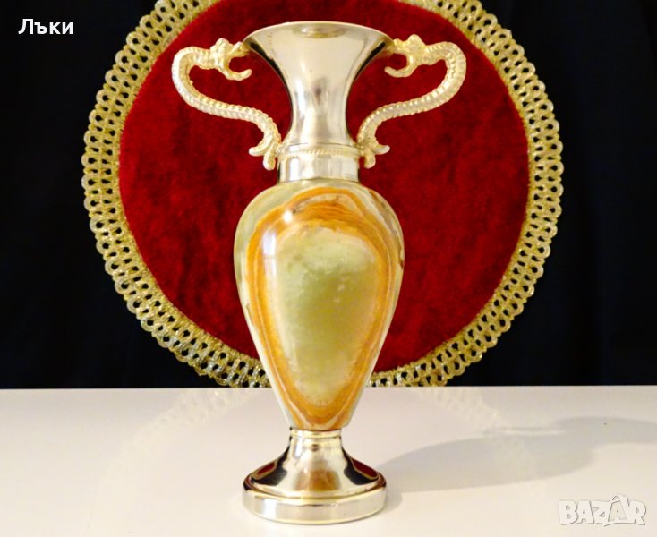 Посребрена ваза,амфора,оникс 15 см.,дракони. , снимка 1