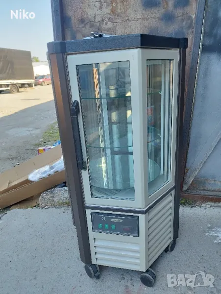 Хладилна витрина за торти,сладки и др., снимка 1