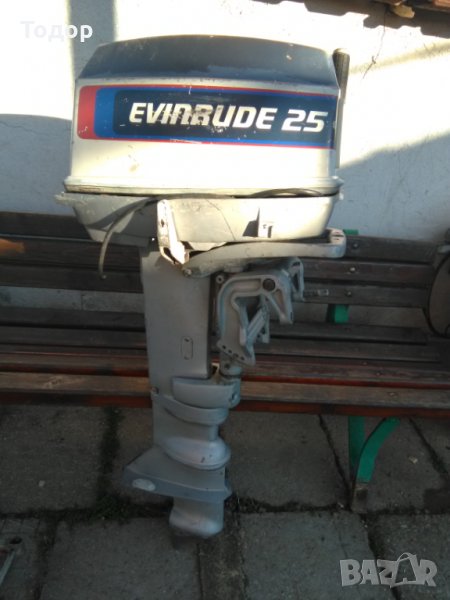 Продавам извънбордов двигател EVINRUDE 25HP, внос от Италия за части, снимка 1