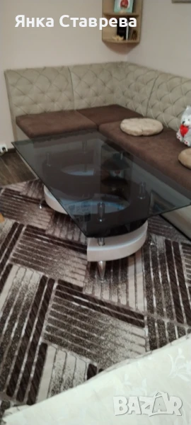 Стъклена холна маса с две табуретки,само за Ямбол и региона., снимка 1