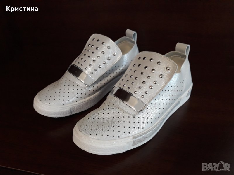 Сникърски Tendenz, снимка 1