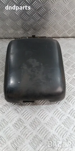 Подлакътник Mitsubishi Pajero 2003г.	, снимка 1