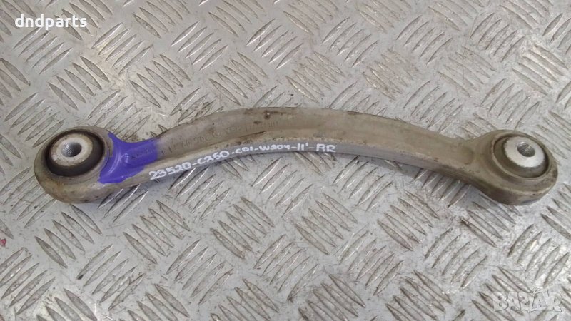 Носач Mercedes C250 CDI W204 2011г.(заден десен)	, снимка 1