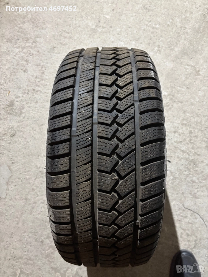 Гуми ЧИСТО НОВИ 235/40 R18 2бр., снимка 1