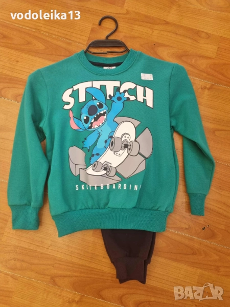 нов зелен анцуг със Стич, снимка 1