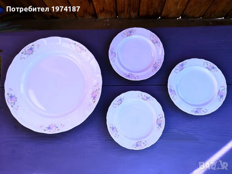 Ново. Чинии с рози, снимка 1