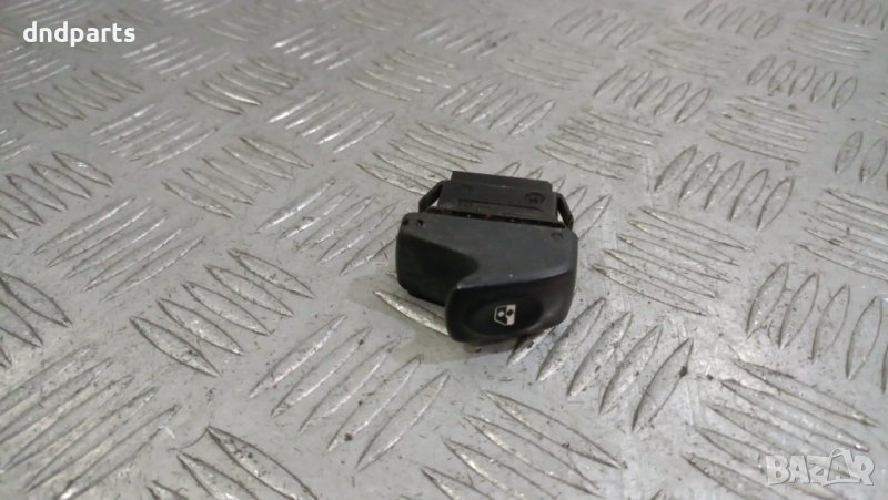 Бутон Renault Clio 2002г.	, снимка 1