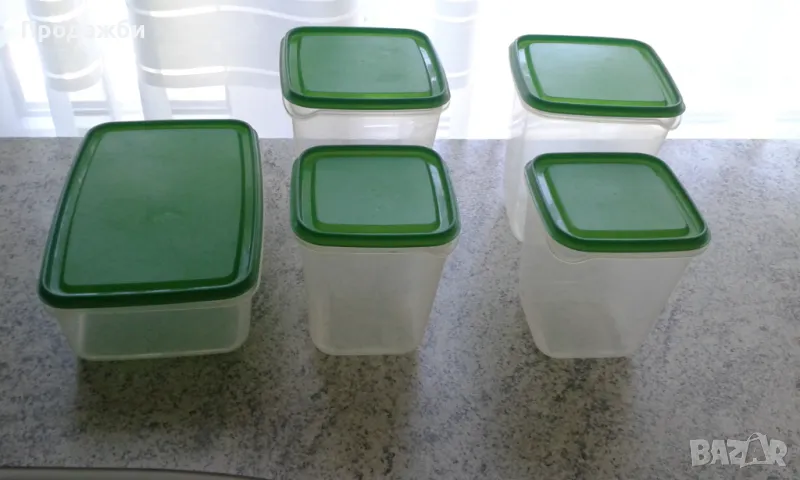 Комплект пластмасови контейнери за съхранение на хранa, снимка 1