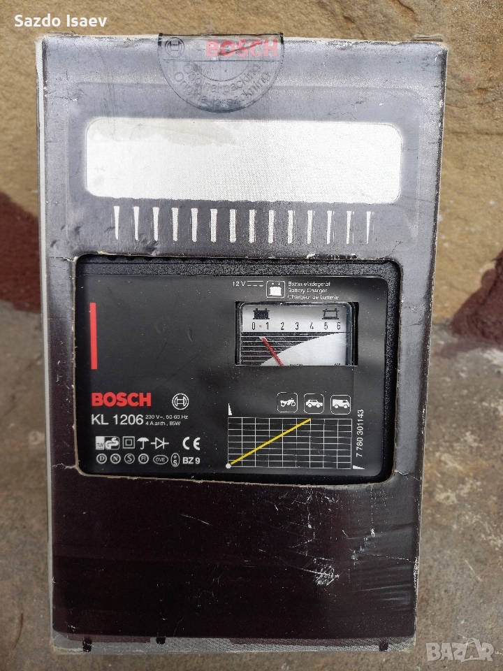 зарядно за акумулатор , снимка 1