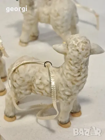 коледни порцеланови фигурки агънца Goebel 6/6, снимка 3 - Колекции - 48076216