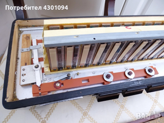 Корпус (баси) с тарги за Акордеон Weltmeister Stella 60 баса, снимка 7 - Акордеони - 52440884