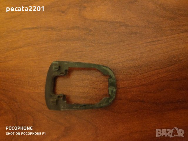 Продавам - оригинално уплътнение за външна дръжка задна лява врата, снимка 2 - Аксесоари и консумативи - 28801374