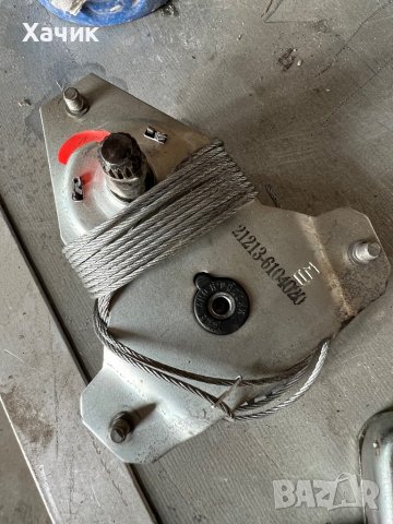 Стъклоповдигач ЛАДА НИВА ВАЗ 21213 - 6104020