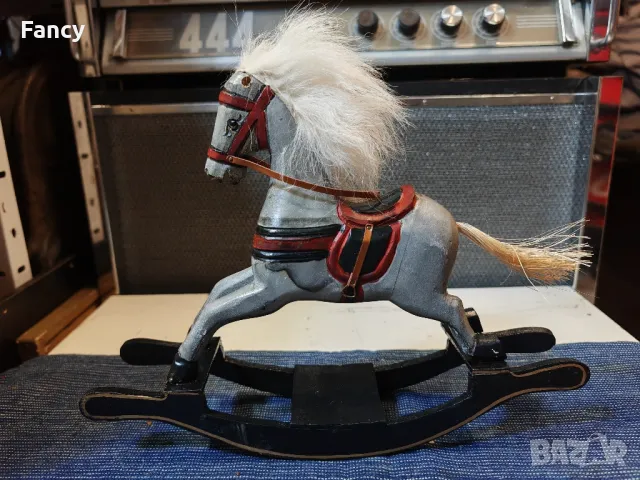 Дървено конче-люлка , снимка 2 - Антикварни и старинни предмети - 49425080