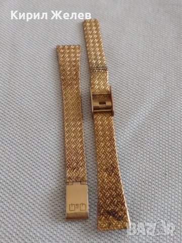 Две метални златисти маркови верижки/Q/Q за дамски часовник 42786, снимка 5 - Каишки за часовници - 43894741