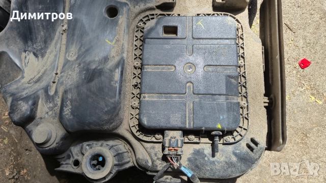 Казанче за Adblue за Пежо  , снимка 3 - Части - 51778338