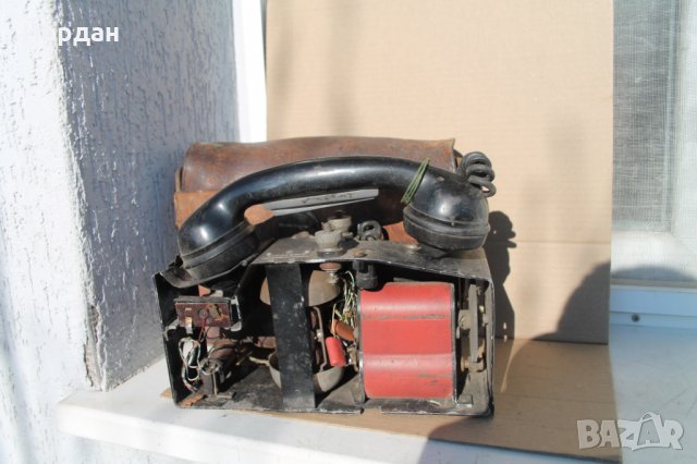 Стар военен телефон 1930-та година