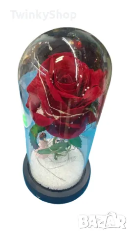 Вечна роза в стъкленица с LED осветление и влюбени фигурки, снимка 2 - Лед осветление - 48679304