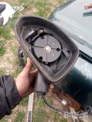 Ляво огледало Корса Д Е, снимка 2 - Части - 38832030