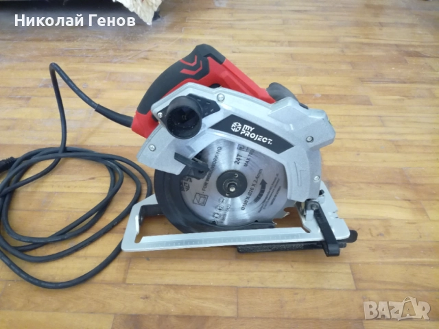 Продавам електрически ръчен циркуляр