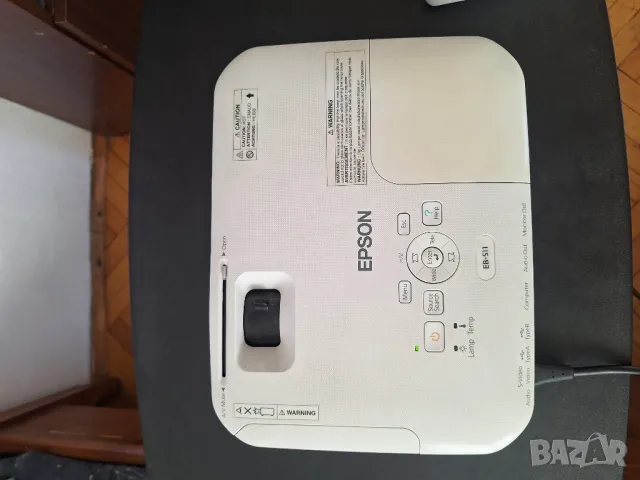 Проектор Epson EB-S11, снимка 2 - Плейъри, домашно кино, прожектори - 49881785