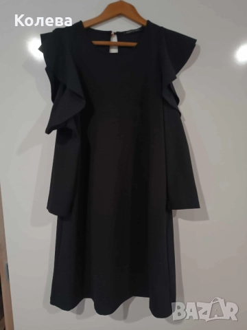 Черна елегантна рокля, снимка 2 - Рокли - 52126408