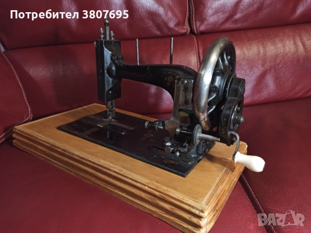 Антична шевна машина, снимка 4 - Шевни машини - 52633076