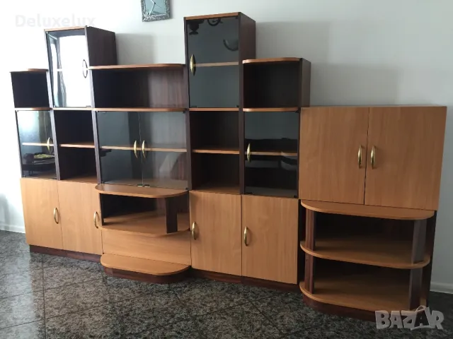 Голяма секция, снимка 2 - Секции и витрини - 47569700