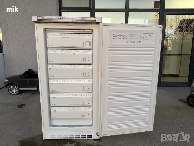 Фризер Либхер 135см , снимка 3 - Фризери - 52827204