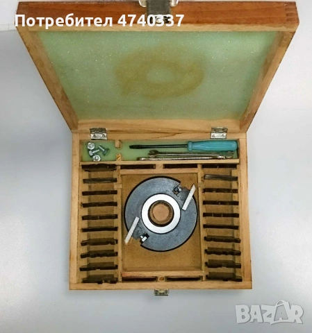 Дърводелска фреза с 26 ножа комплект ЗЗМ много малко използван.
