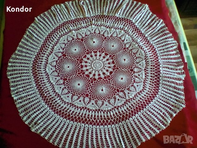 Кръгла покривка за маса, плетена на една кука, снимка 2 - Декорация за дома - 34961574