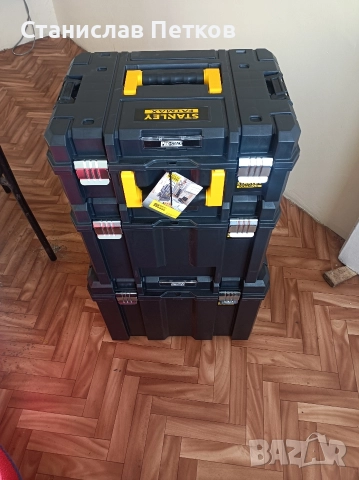 куфар за инструменти