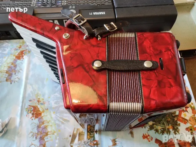 Акордеон Велтмайстер Стела 60баса, снимка 6 - Акордеони - 47322118