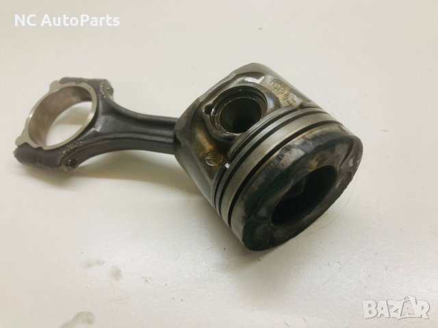 Бутало с биела за Мерцедес А W169 B W245 клас 2.0 дизел 640 0830923 2009, снимка 9 - Части - 39078503