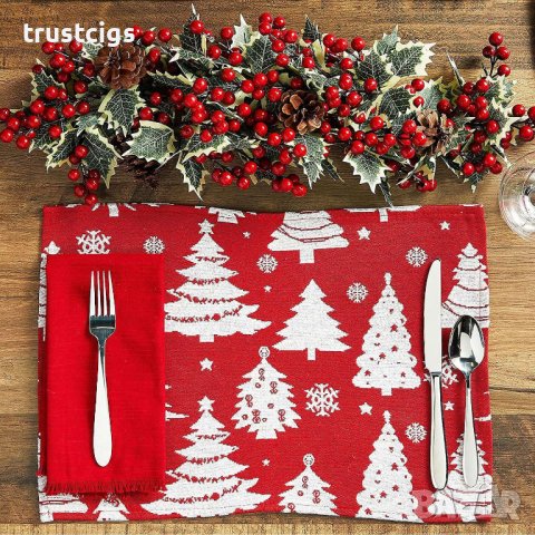 Коледно каре за маса 29х45 см