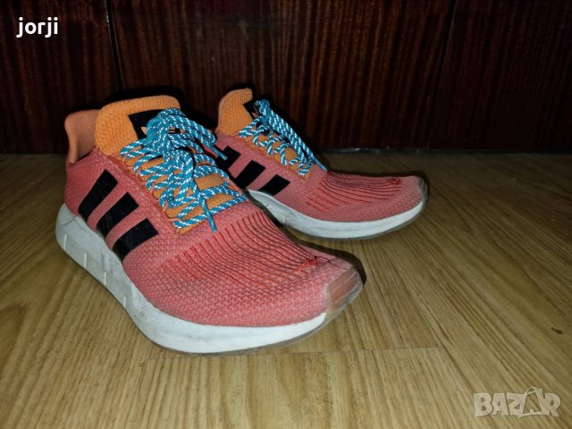 Оригинални Маратонки Adidas swift run summer Orange, снимка 2 - Спортни обувки - 37912700