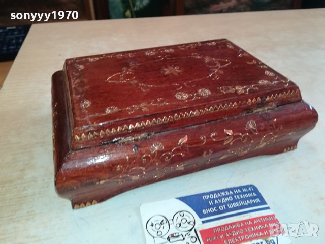 КРАСИВА КУТИЯ ДЪРВО С ИНКРУСТАЦИЯ ЗЛАТО 2612231612, снимка 2 - Антикварни и старинни предмети - 43552644