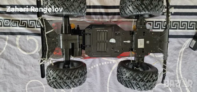 Автомобил с висока проходимост Wildmax с дистанционно управление, снимка 9 - Електрически играчки - 50052071