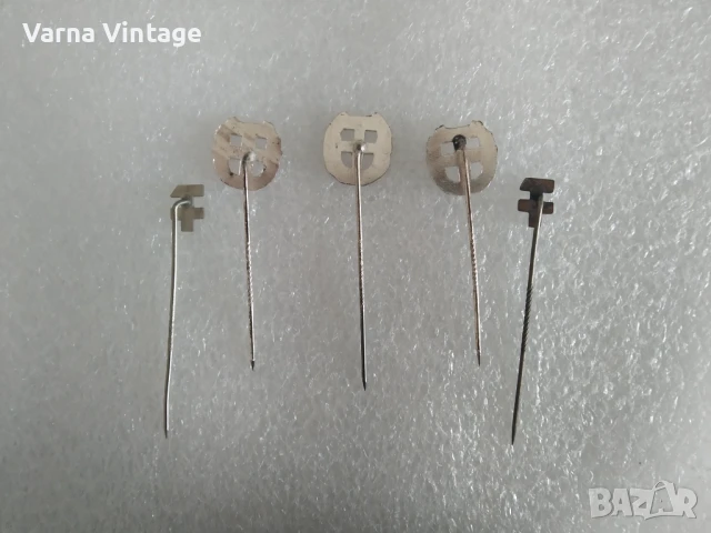 Редки значки на членове на Католическото работническо движение (КАВ), снимка 2 - Колекции - 50458325