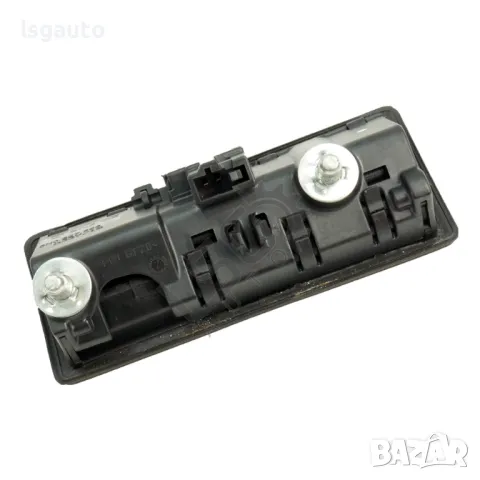 Бутон отваряне заден капак Volkswagen Touran II 2011-2015 ID:145876, снимка 2 - Части - 49856921