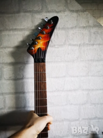 Лютиерска къстъм китара тип Explorer ESP EMG 81 JH, снимка 9 - Китари - 52943295