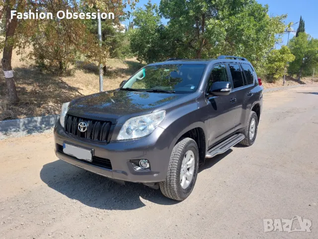 Toyota Land cruiser 150 60th Anniversary, снимка 11 - Автомобили и джипове - 50355686