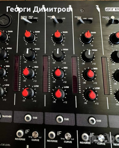 Продавам 4 канален клубен DJ миксер Rеloop, снимка 2 - Ресийвъри, усилватели, смесителни пултове - 52364837