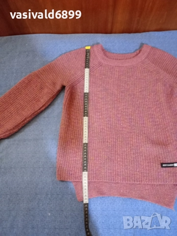 Дамски пуловер , снимка 2 - Блузи с дълъг ръкав и пуловери - 51613613