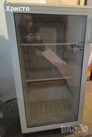 Хладилна витрина 