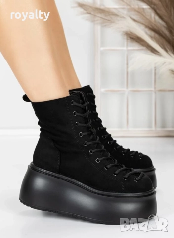 Боти на платформа - черен велур, снимка 3 - Дамски боти - 52528909