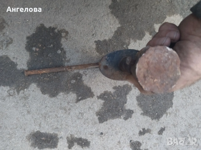 Винт, снимка 2 - Други инструменти - 53009657